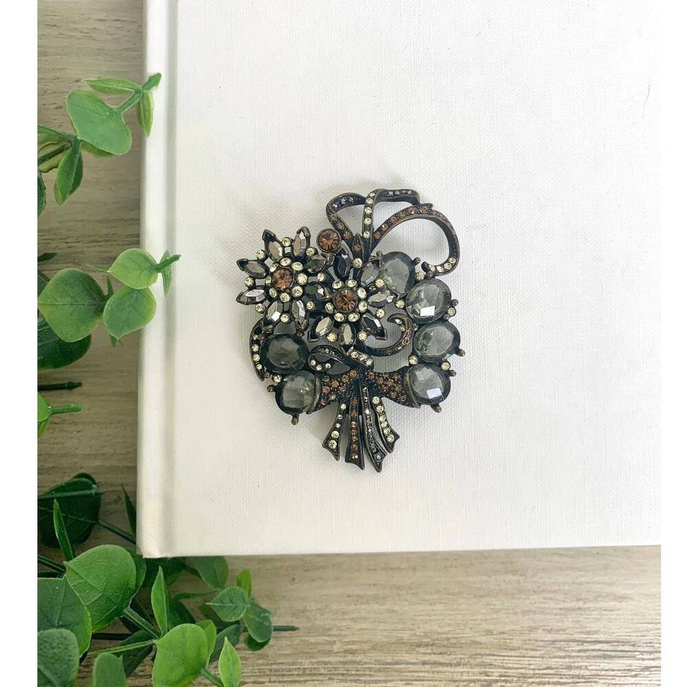 Vintage Avon Brooch Smoky Gray Topaz Glass Rhinestone Floral Statement Pin